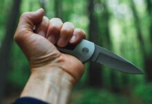 Lidé prchají před explozí násilí ve Francii. 120 útoků nožem denně!