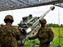 USA dodaly Ukrajině 126 houfnic M-777