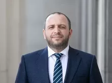 zdroj