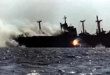 Cargo ship under attack during Iran-Iraq war