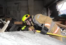 Search-and-Rescue Workers Arrive in Ofunato [Image 1 of 23]