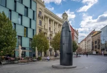 Orloj na náměstí v Brně
