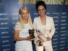 Veronika Žilková a Lucie Bílá pózují fotografům