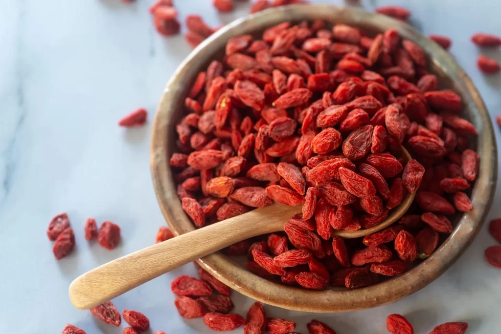 Shutterstock_2433849711 - Pravda24 Plody goji
