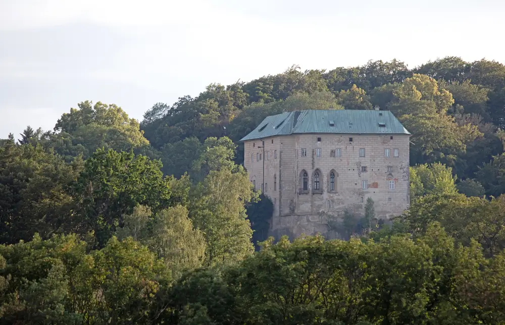 Hrad Houska. 