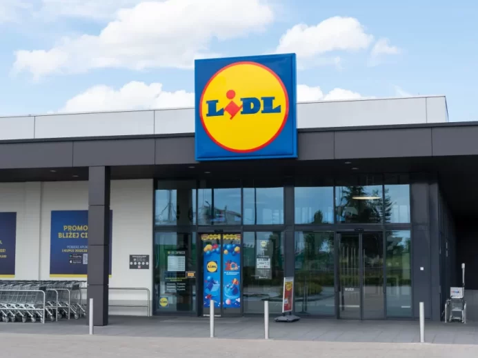 Lidl je mezi zákazníky oblíbený pro své časté a výhodné akce.