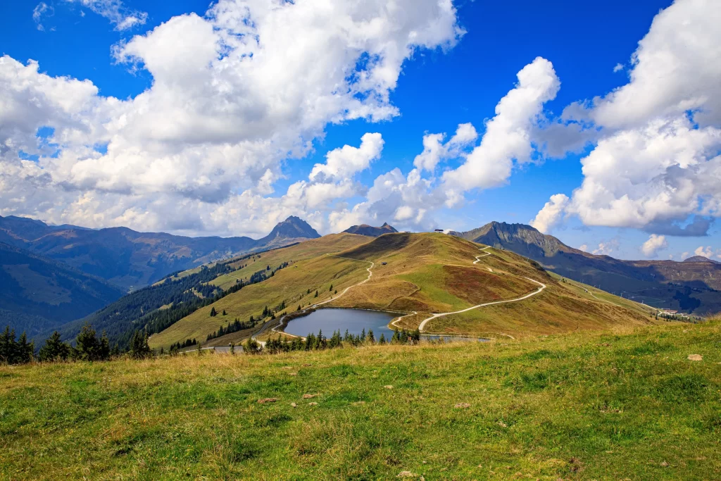 Alpské hory s výhledy. 