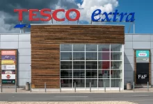 Prodejna Tesco.