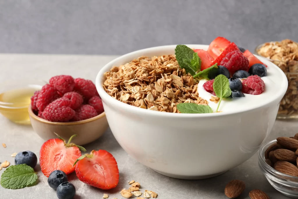 shutterstock_2477233875 - Pravda24 granola