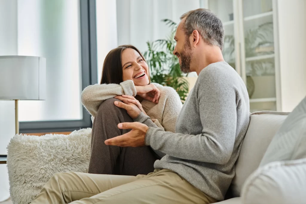 shutterstock_2402592991 - Pravda24 pár si povídá