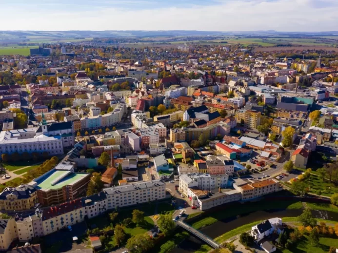 Panoramatický pohled na Opavu.