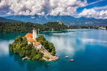 Ostrov na jezeře Bled