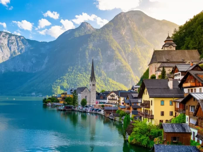 Pohled na rakouský Hallstatt