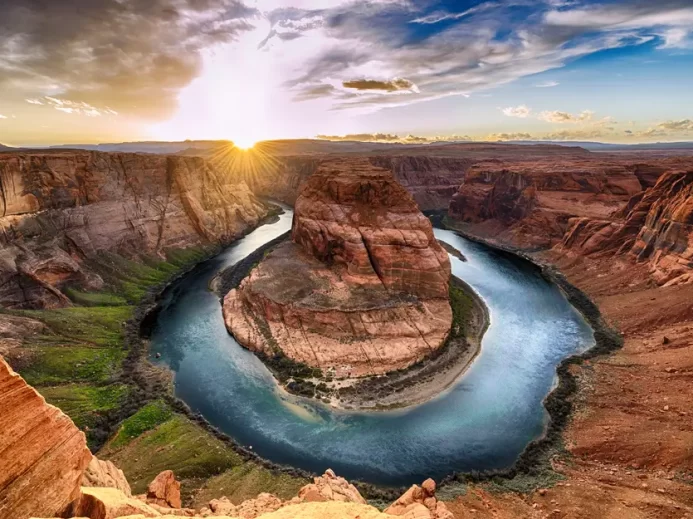Západ slunce v Horseshoe Bend v Národním parku Grand Canyon