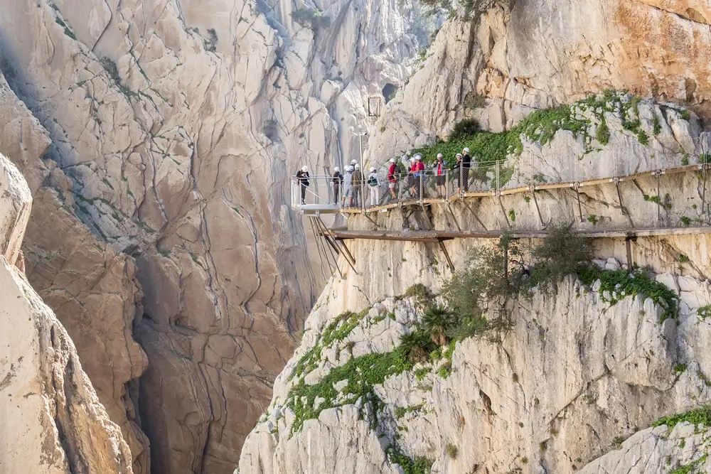 Stezka Caminito del Rey mezi skalami, pohled z dálky