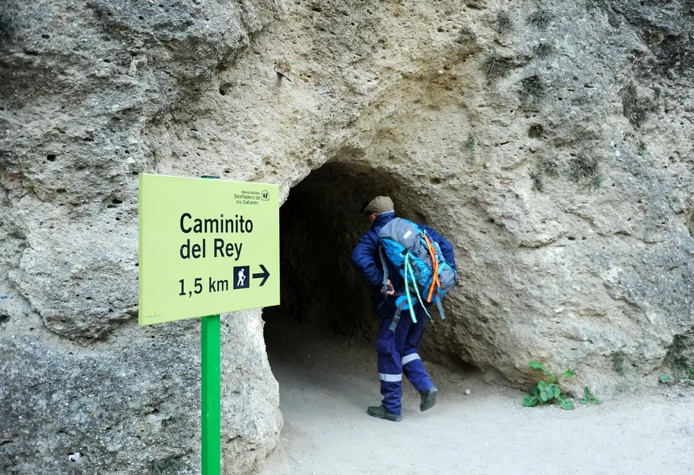 Skalní vstup do Caminito del Rey