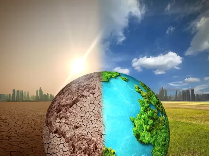 ilustrační obrázek klimatické změny - zeměkoule na půl zelená, vyživená, napůl vysušená a prázdná