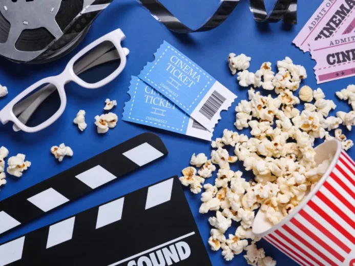 Popcorn a vstupenky