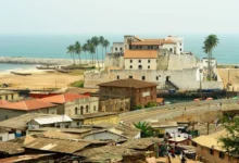 Cape Coast Castle, kdysi známý jako Carolusborg, na pobřeží Ghany