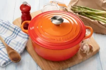 Le Creuset oranžový hrnec