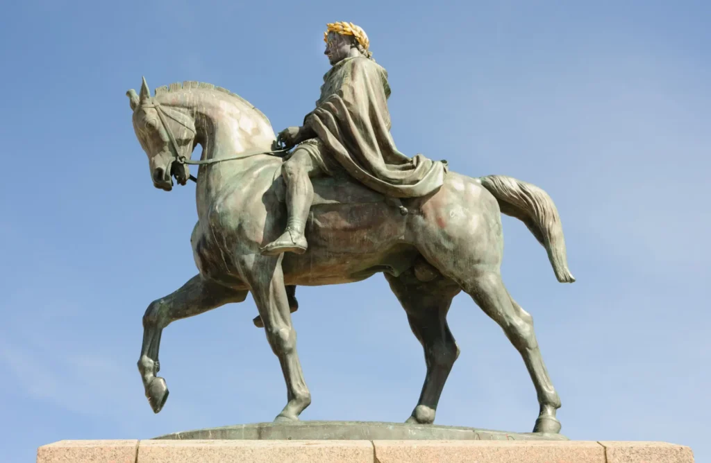 Napoleon nebyl malý po více stránkách. 