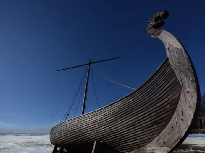 Vikingská loď