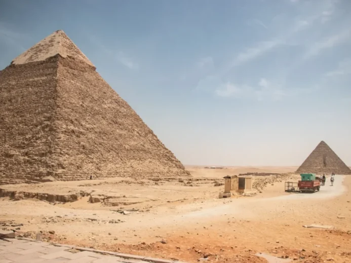 Egyptské pyramidy v Gíze.
